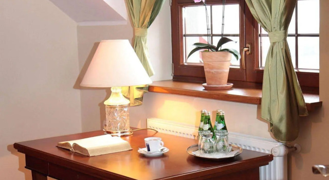 Zielona Weranda, Book Hotel Wielun Lodz