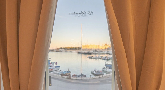 Двухместный полулюкс с видом на море LA BANCHINA LUXURY SUITES