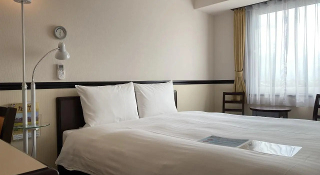 Двухместный номер Standard Toyoko Inn Shin takaoka eki Shinkansen Minami guchi