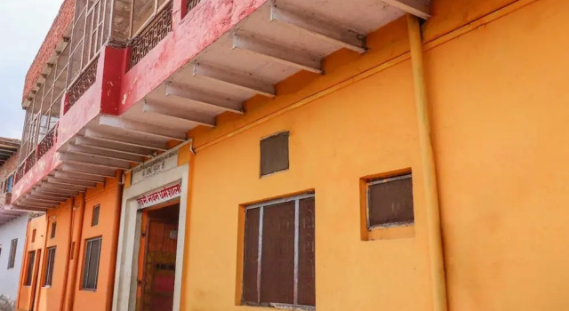 Goroomgo Laxmi Bhawan Dharamshala Mathura