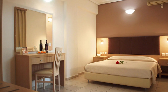 Апартаменты c 1 комнатой Caravel Hotel Apartments