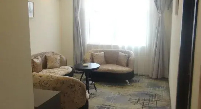 Люкс Deluxe Zhaotong Yining Hotel