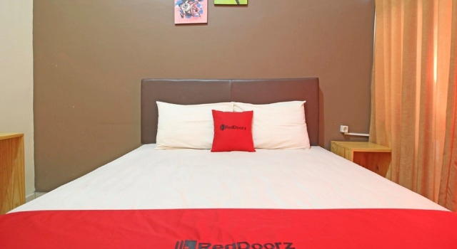Номер Deluxe RedDoorz near Pojok Beteng Prawirotaman