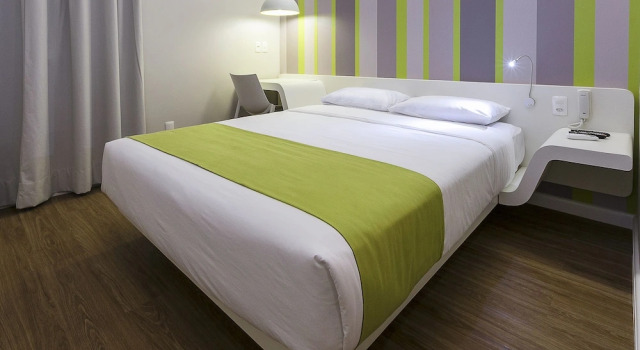 Dmax Hotel