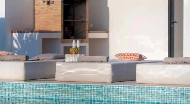 Can Palau in Santa Eul ria des Riu, Book Villa Sommerhuse i Ibiza, Hytte
