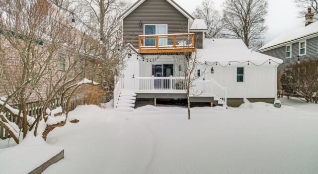 17 Mi to Ski Slopes! Retreat Near Lake Michigan, Varaa Hotelli Frankfort Michigan