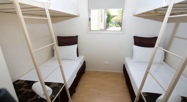 Номер Superior с 2 комнатами с балконом Tasman Holiday Parks - Hervey Bay
