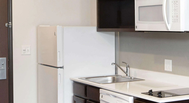 Четырёхместный номер Standard Woodspring Suites Houston IAH Airport