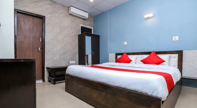 OYO 24802 Delight Stays