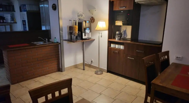 Четырёхместный номер Economy Amber Hostel