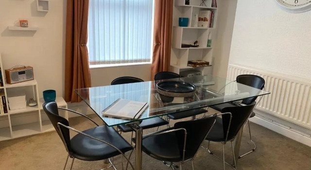 Коттедж с 3 комнатами 39 Cowley Road