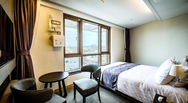 Двухместный номер Standard Gloucester Hotel Hamdeok