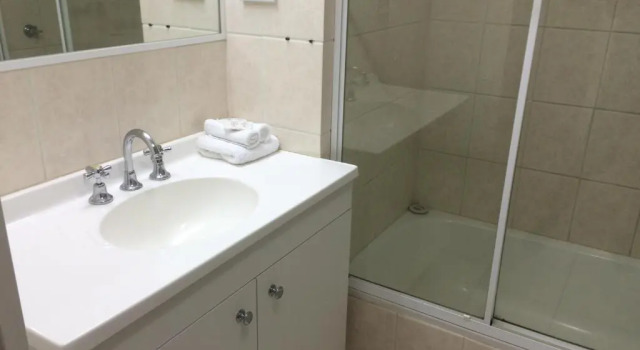 Апартаменты c 1 комнатой Aristocrat Apartments