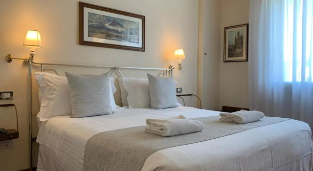 Трёхместный номер Standard с балконом Hotel David