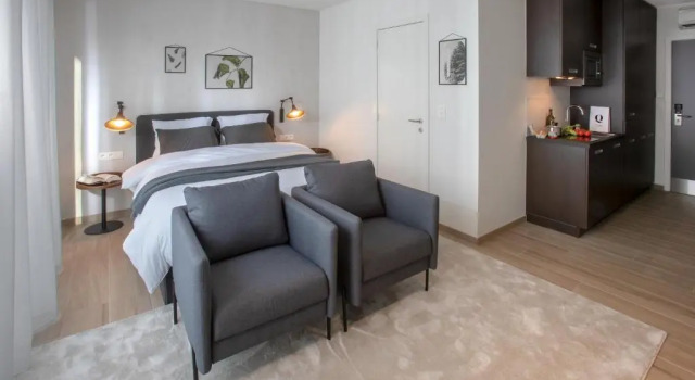Апартаменты Deluxe Qstay Good Living Apartments