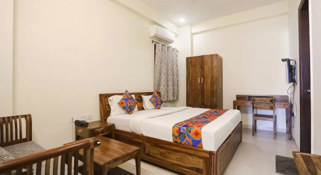 Номер Deluxe Fabhotel The Avasa