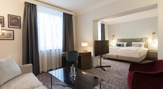Junior Suite Hotel Elephant Weimar, Autograph Collection