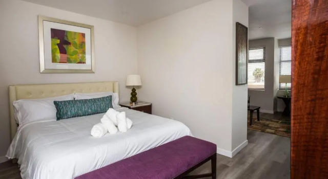 Prime Location - Awesome View -1 bedroom Apartment