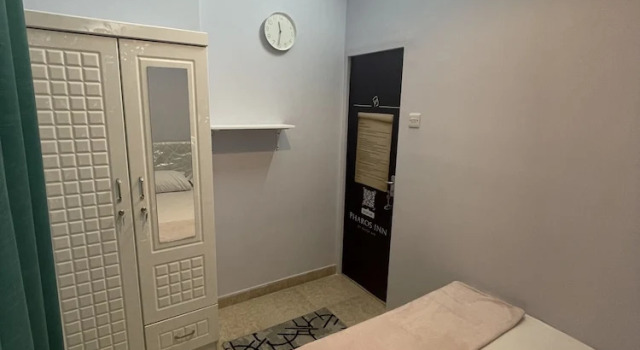 Двухместный номер Standard без окна AlBarsha 1 Hostel By PHM