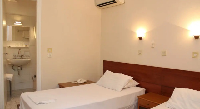 Трёхместный номер Standard Nefeli Hotel