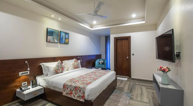 The Hotel Js Souvenir, Book Hotel Laal Tappar Uttarakhand