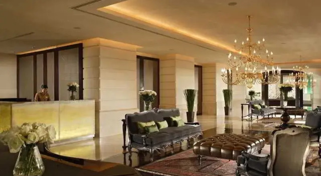 Tower Club & State Tower At Lebua