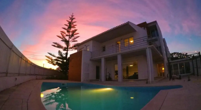 Коттедж Faulha House,with BBQ and swimming pool