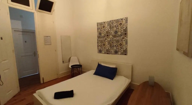 Одноместный номер Economy No Limit Alfama Guesthouse