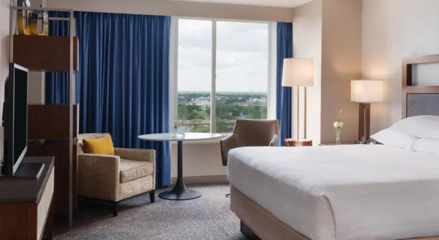 Номер с видом на реку Hyatt Regency Wichita