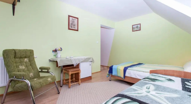 Трёхместный номер Standard с балконом Villa Ula