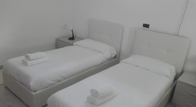 Villa ai TRE Ulivi, Book Villa Sommerhuse i Caserta, Hytte