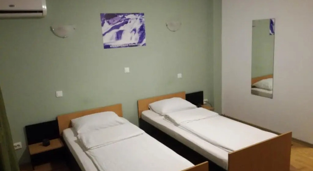 Business Transit to Therme & Bucharest Airport, Prenota Hotel Săftica Ilfov