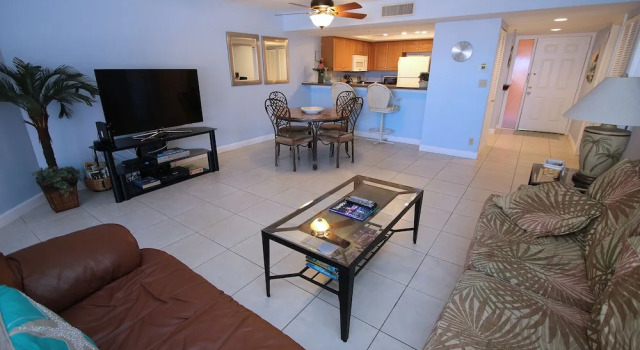 Beach Cottage 2105 Apartment, Забронировать Апартаменты/квартира Индиан-Шорс Клируотер-Бич, рядом с Town Square Nature Park