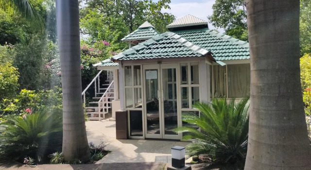 Коттедж Deluxe Village Machaan Resort