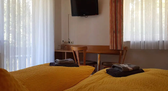 Hotel-Pension Rennsteighütte Frauenwald, Réserver Hôtel Frauenwald Thuringian Forest