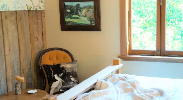 Adelaide Hills Camellia Cottage Wifi, Buchen Sie Ferienhaus Crafers Adelaide Hills
