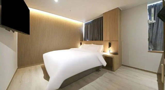 Номер Luxury Browndot Hotel Jecheon Hwasan Branch