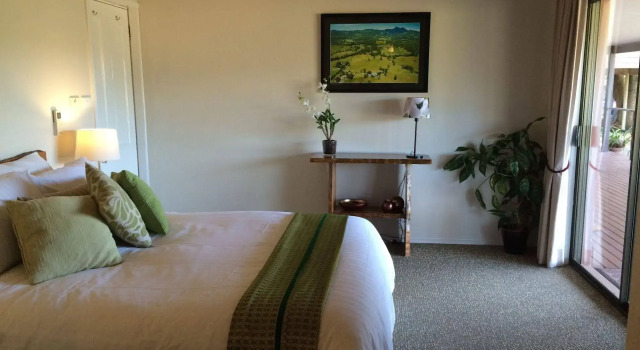 Hillcrest Mountain View Retreat, Забронировать Отель «постель и завтрак» Кристал-Крик Northern Rivers