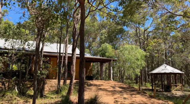 Коттедж с 2 комнатами Denmark Forest Retreat