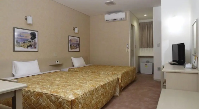 Family Lodge Hatagoya Kofu Isawa, Prenota Locanda Hotel a Koshinetsu con parcheggio, Parcheggio