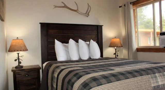 Одноместный номер Standard Elkhorn Cabins and Inn
