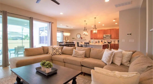 Sonoma Resort 6 Bedroom Vacation Home with Pool 1768, Varaa Lomakeskus Kissimmee Kissimmee