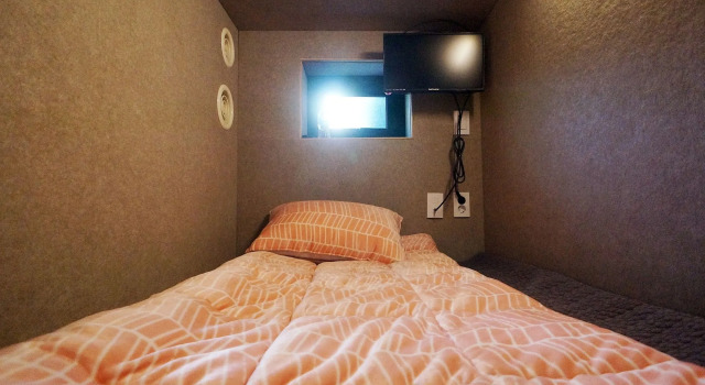 Capsule Hotel Majung