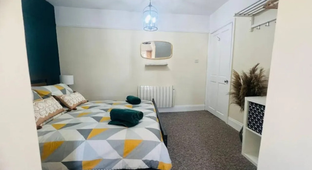 Family 4-bed Apartment in Dawlish With Sea View, Varaa Huoneisto Asunnot kohteessa Merseyside, Huoneisto