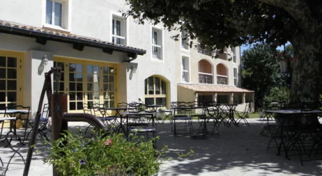 Номер Standard Logis Hôtel Médiéval, Montélimar Nord