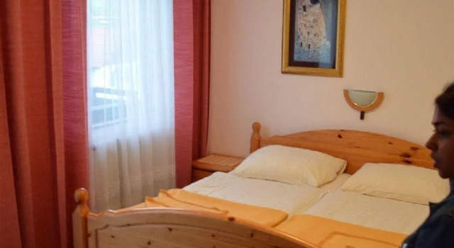 Franz Stelzhamerhof, Book Hotel Oberhofen am Irrsee Irrsee