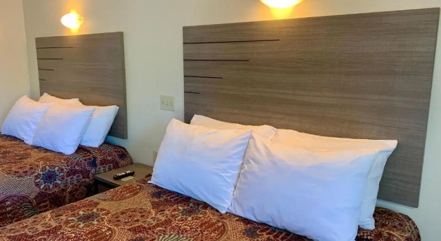 Kingsway Inn, Varaa Hotelli Caro Michigan