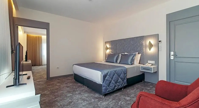 Семейный номер Standard CK Farabi Hotel