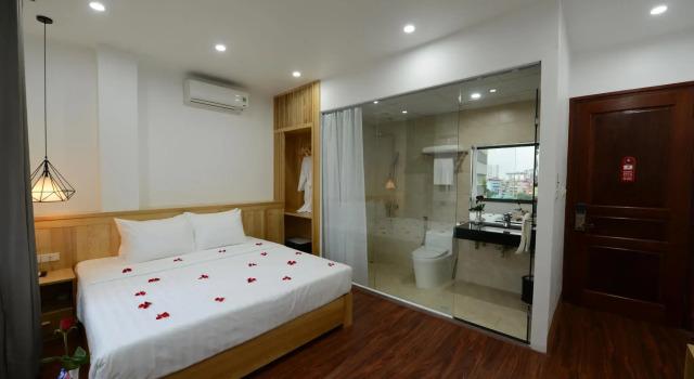 Blue Hanoi Inn City Hotel, Забронировать Отель Отели Кау Гиай с парковкой, Парковка
