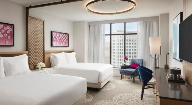 Четырёхместный номер Premium Loews Coral Gables Hotel
